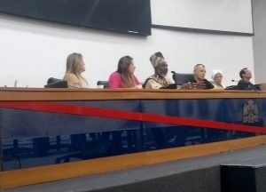 Leia mais sobre o artigo Frente Parlamentar em Defesa dos Animais promove palestra sobre práticas religiosas sem sacrifício animal